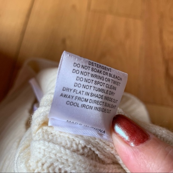 NEW Sabo Skirt Nikkou Knit Crop Tank Top Neutral Cream Neck Acrylic Australia - Picture 10 of 12